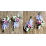 Butonierki Pan�w �wiadk�w; do kompletu z bukietem �MIETANKOWA PRALINA